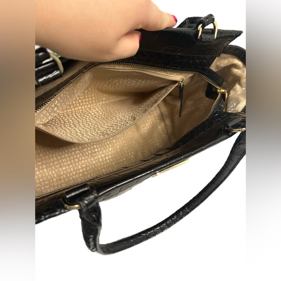 Kate Spade Bristol Drive Croc Elissa Bag in Black - Picture 5 of 9
